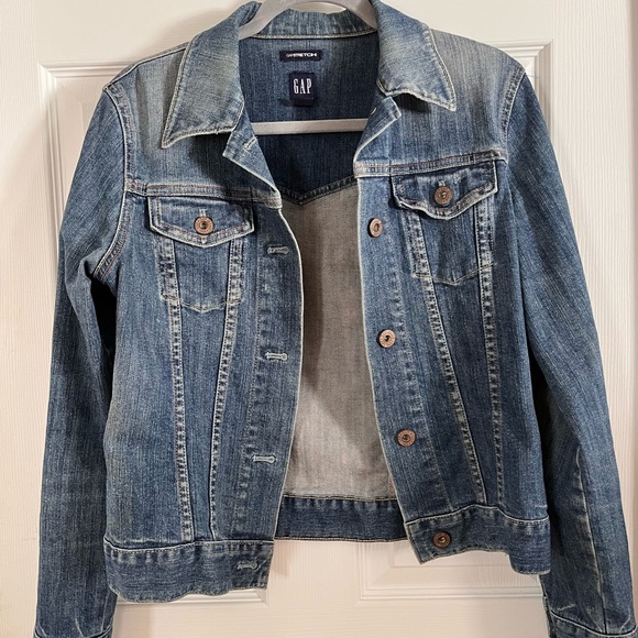 GAP Jackets & Blazers - GAP Stretch Women's Blue Denim Jacket Medium